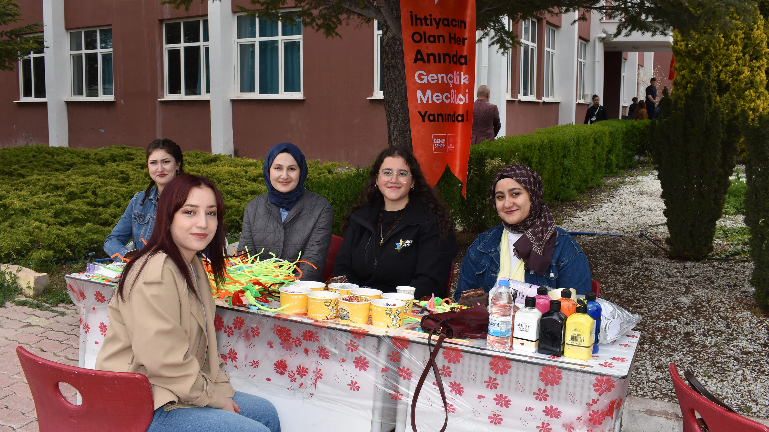 Selçuk Üniversitesinde 3. Sivil Havacılık Şenliği düzenlendi